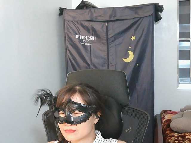 girl30slutty live cam on BongaCams
