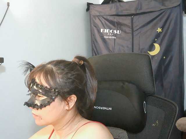 girl30slutty live cam on BongaCams
