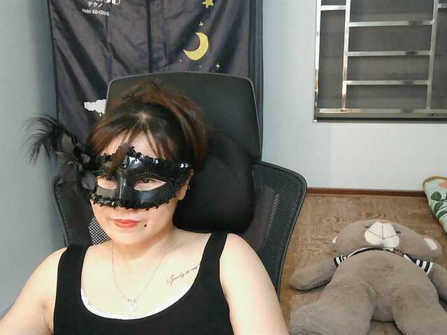 girl30slutty live webcam show