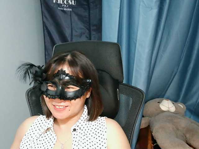 girl30slutty live cam on BongaCams