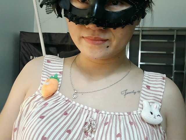 girl30slutty live cam on BongaCams