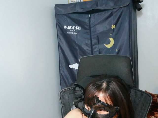 girl30slutty, en directo ahora en BongaCams