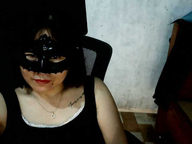 girl30slutty live cam preview