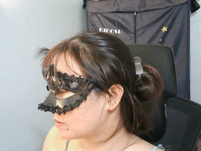 girl30slutty live cam on BongaCams