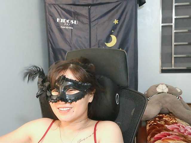 girl30slutty live cam on BongaCams