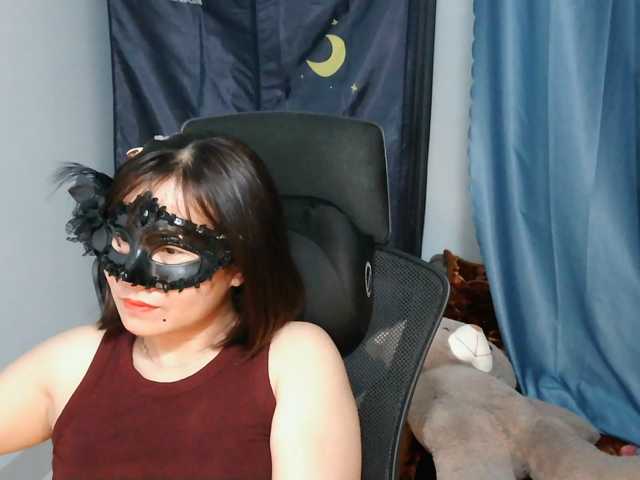 girl30slutty live cam on BongaCams