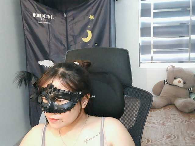 girl30slutty live webcam show