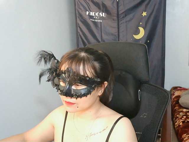 girl30slutty live cam on BongaCams