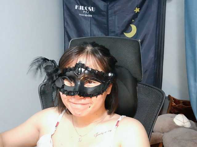 girl30slutty live cam on BongaCams