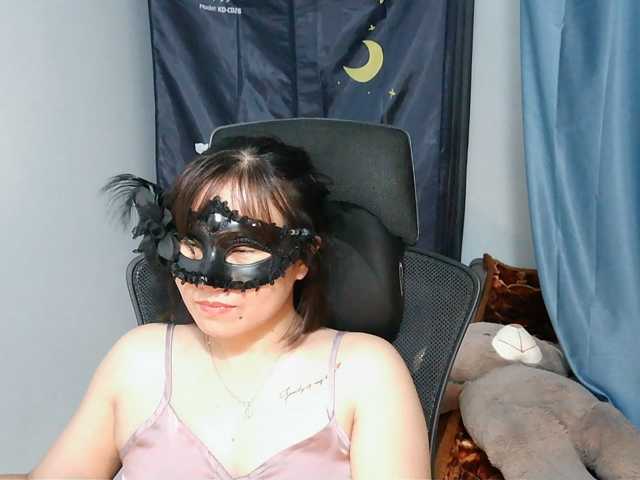 girl30slutty, en directo ahora en BongaCams