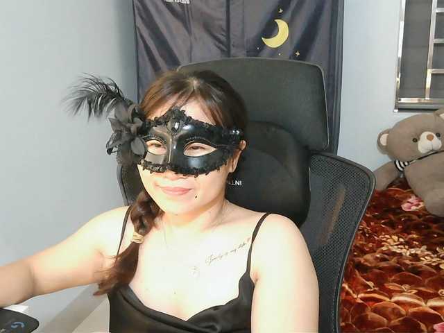 girl30slutty live cam on BongaCams