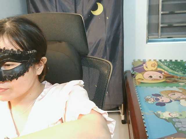 girl30slutty's BongaCams show and profile