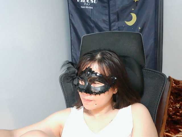 girl30slutty live cam on BongaCams