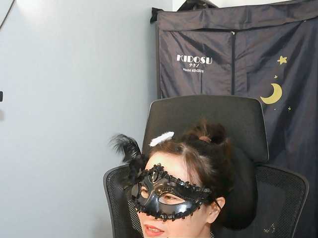 girl30slutty live cam on BongaCams