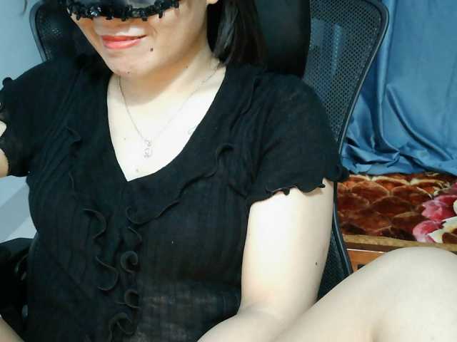 girl30slutty live cam preview