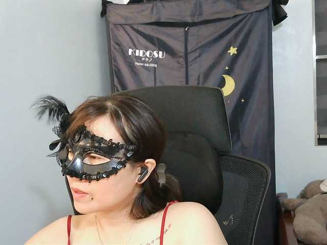 girl30slutty live cam on BongaCams