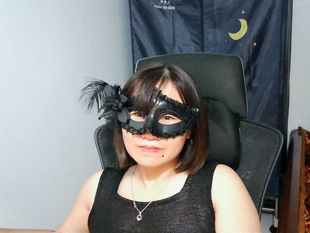 girl30slutty live cam on BongaCams