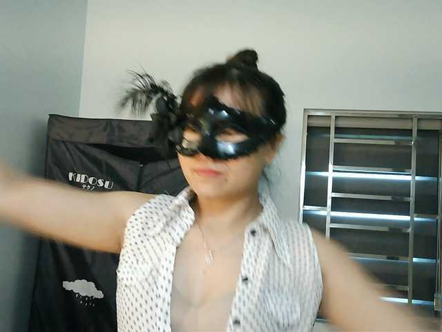 girl30slutty live webcam show
