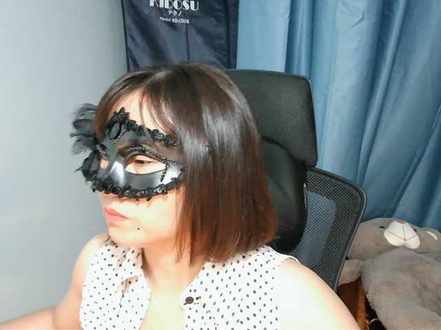 girl30slutty live cam on BongaCams