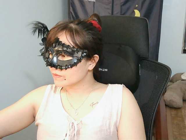 girl30slutty live cam on BongaCams