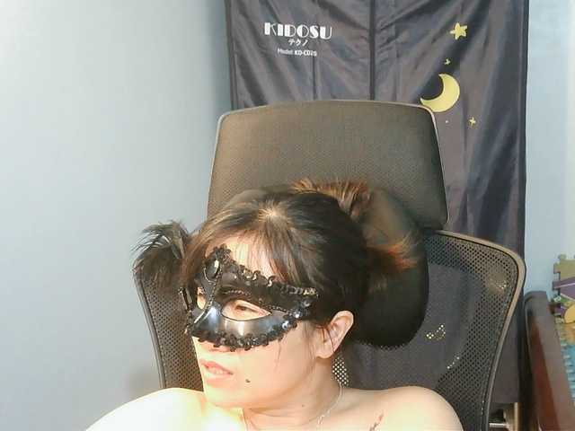 girl30slutty's BongaCams show and profile