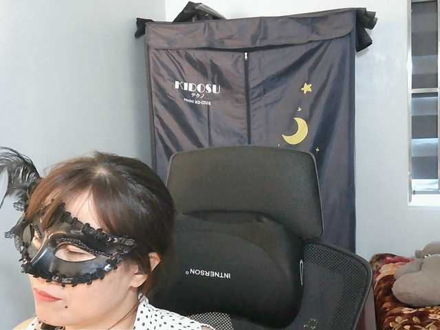 girl30slutty live cam on BongaCams