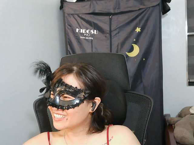 girl30slutty live cam on BongaCams