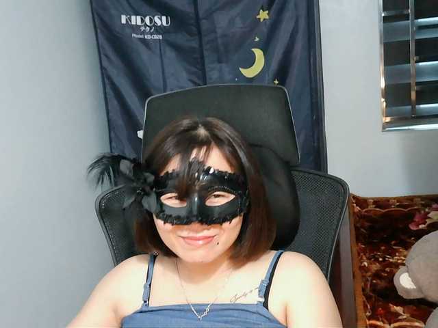 girl30slutty live cam on BongaCams
