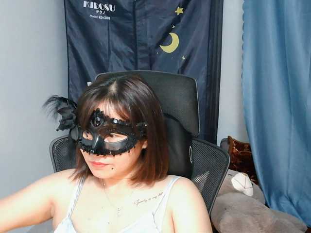 girl30slutty live cam on BongaCams
