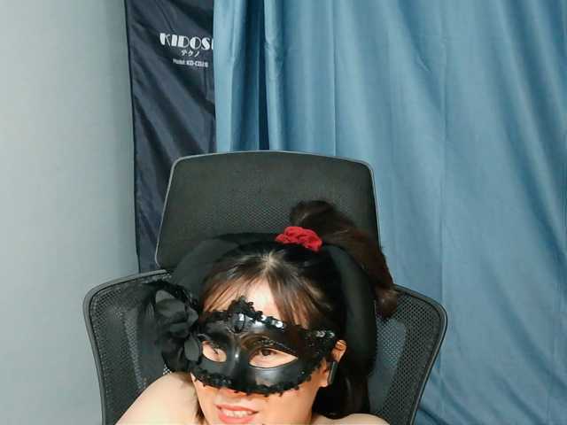 girl30slutty live cam on BongaCams