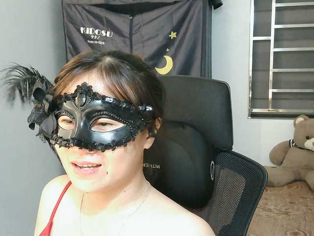 girl30slutty live webcam show