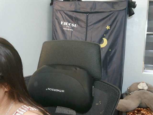 girl30slutty live cam on BongaCams