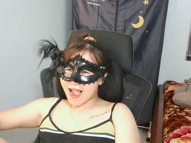 girl30slutty live cam on BongaCams