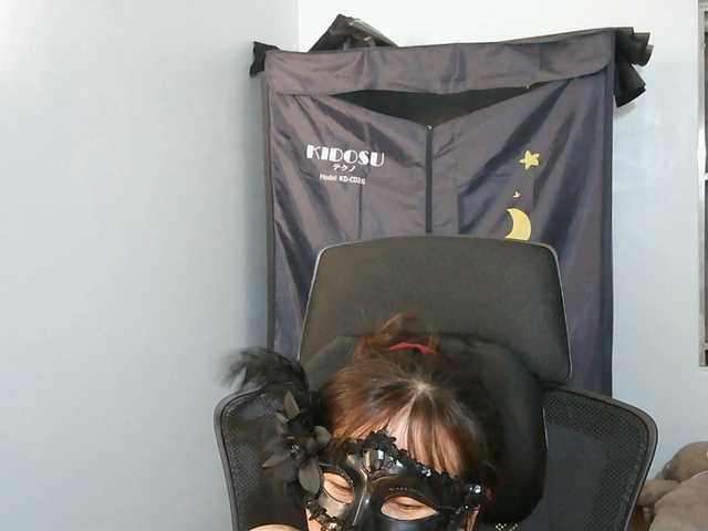 girl30slutty live cam on BongaCams