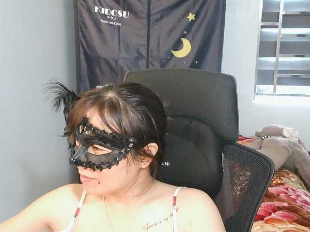 girl30slutty live cam on BongaCams