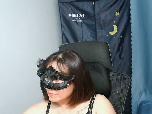 girl30slutty live cam preview