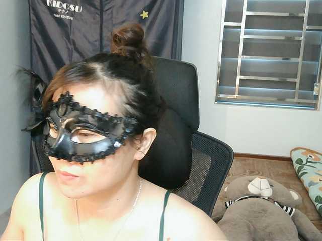 girl30slutty live webcam show