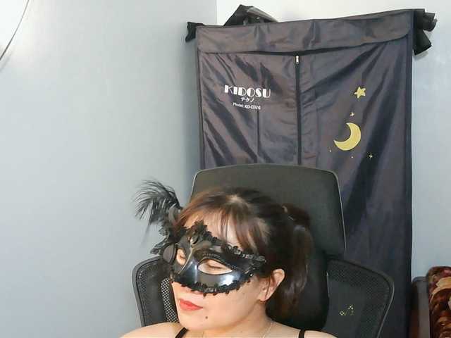 girl30slutty live cam on BongaCams