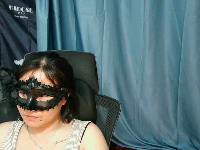 girl30slutty live cam on BongaCams