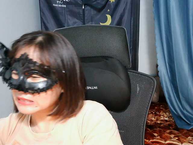 girl30slutty live cam on BongaCams
