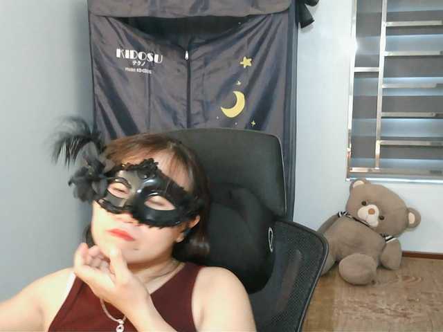 girl30slutty live cam on BongaCams