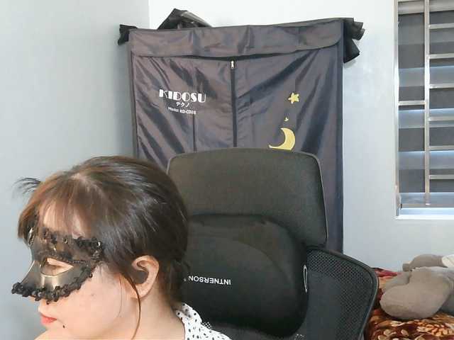 girl30slutty live cam on BongaCams