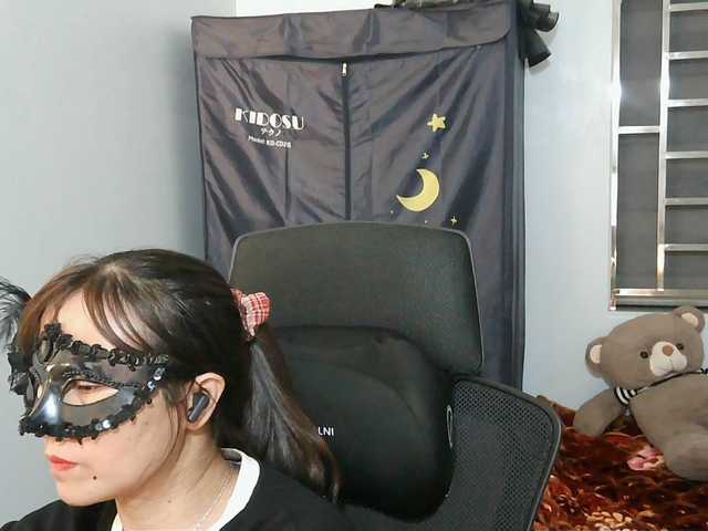 girl30slutty live cam on BongaCams