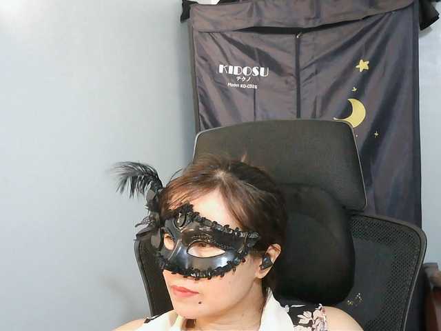 girl30slutty live cam on BongaCams