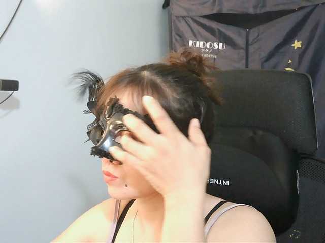 girl30slutty live cam on BongaCams