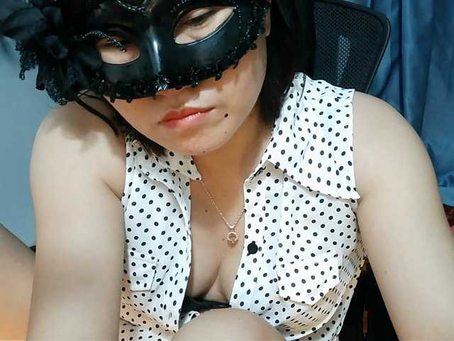 girl30slutty live cam preview