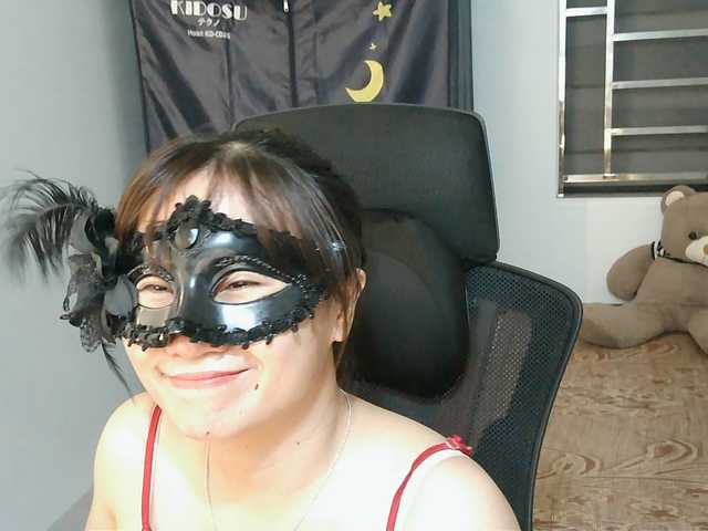 girl30slutty live cam on BongaCams