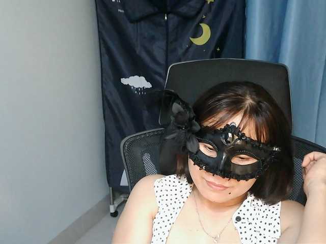 girl30slutty live cam on BongaCams