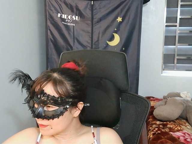 girl30slutty live cam on BongaCams