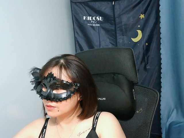 girl30slutty live cam preview